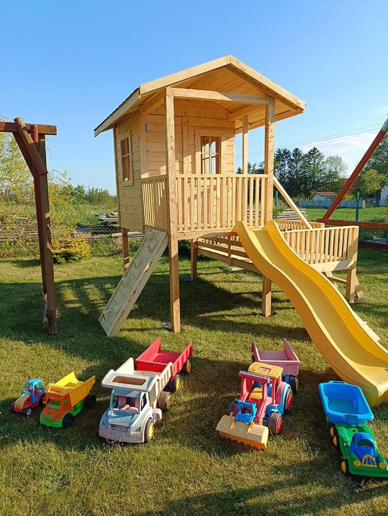 Apartamenty "Anusia" Ledzin Exterior foto